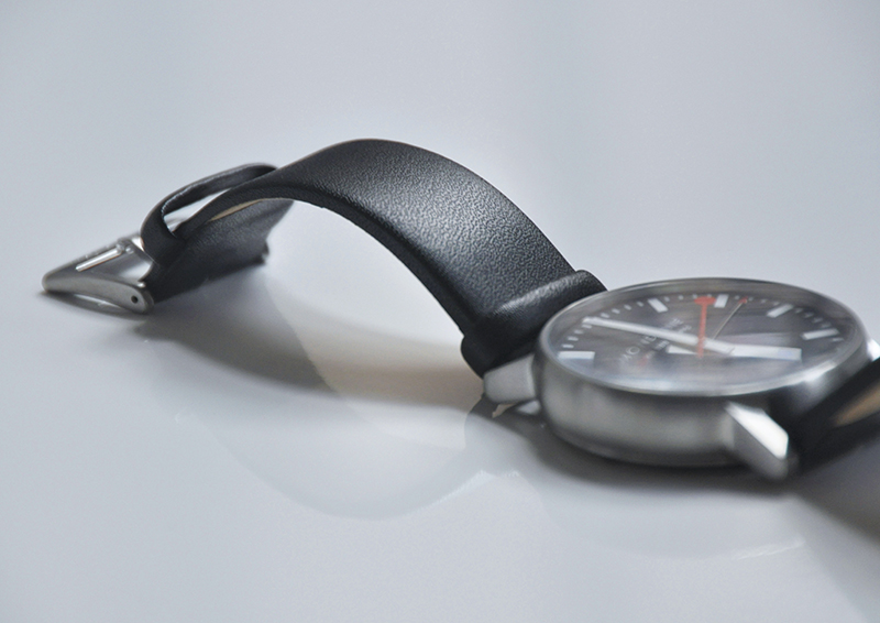 mondaine-black-leather-watch