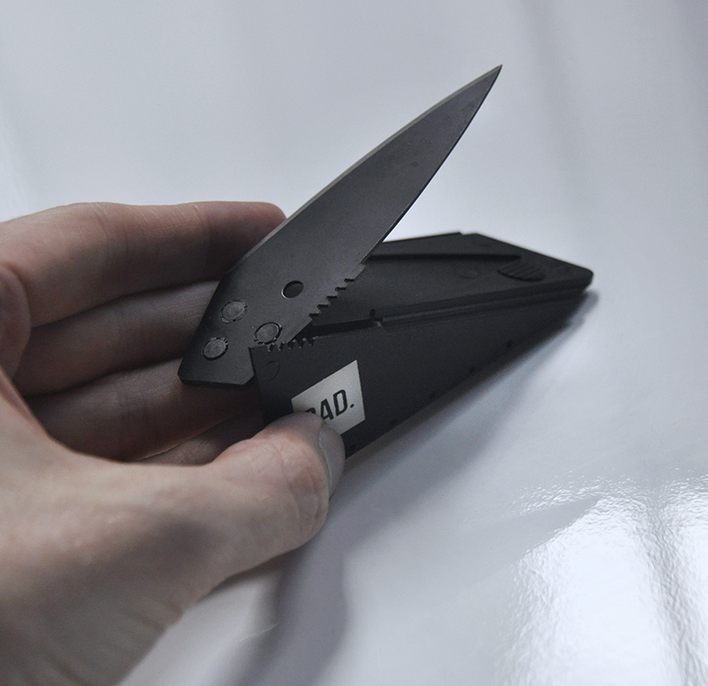 bad-goods-knife-business-card-knife