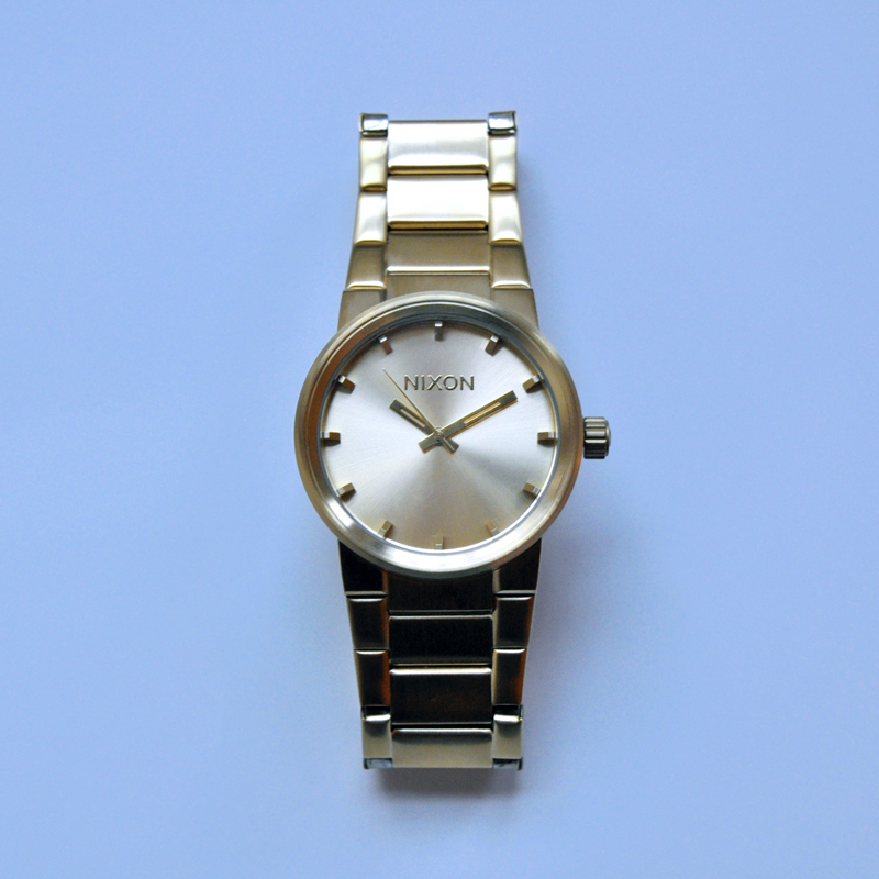 gold-nixon-watch